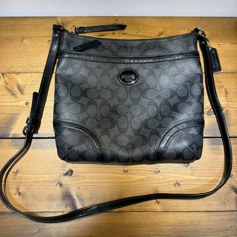 Coach Peyton Signature C File‎ Crossbody Black Grey Canvas Leather F18926